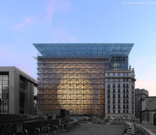 Guter Rat ist teuer: Eine Vorschau auf den EU-Gipfel in Brüssel Europagebäude in Brüssel